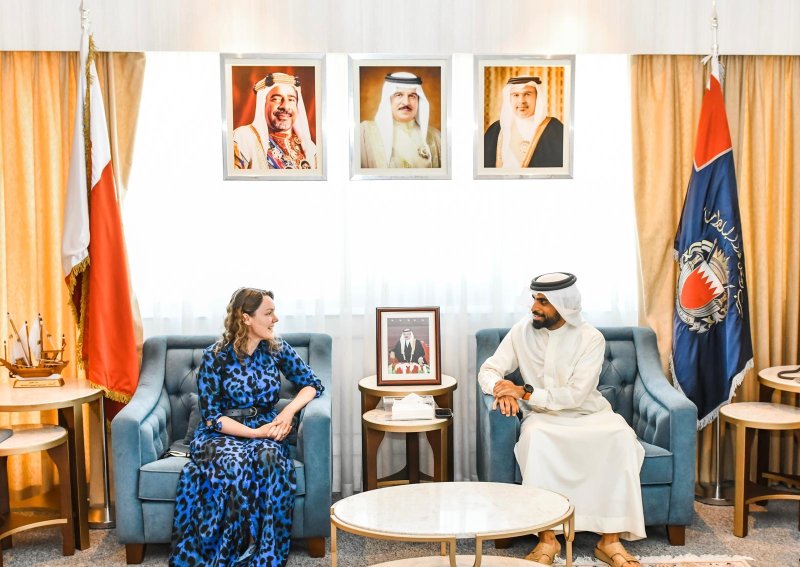 مدير عام تنفيذ الأحكام والعقوبات البديلة يستقبل نائب سفير المملكة المتحدة لدى مملكة البحرين