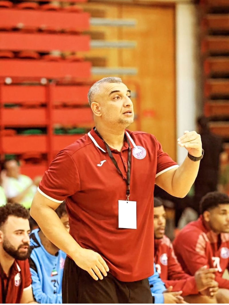 عبدالرحمن محمد يقود عملاق اليد الإماراتية