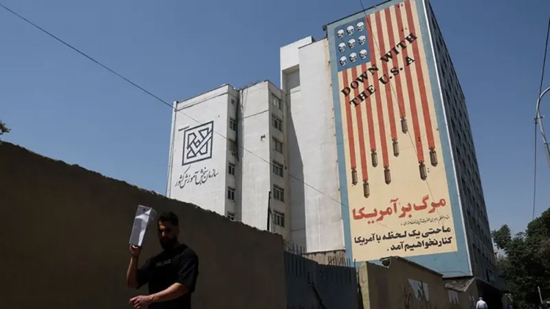 محادثات جديدة مع أميركا بعد 9 يوليو.. وطهران تتمسك بهرمز
