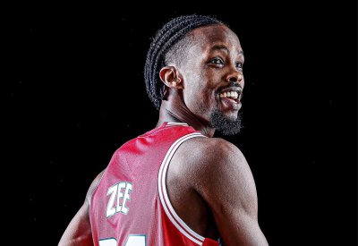مزمل أمير أول بحريني وخليجي في دوري التطوير لـ NBA