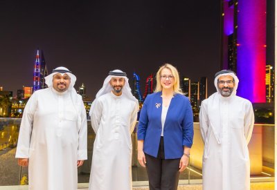 المنامة تتوشح بألوان العلم الأميركي احتفاءً بالذكرى الـ250 لتأسيس الولايات المتحدة
