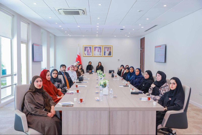 "أمانة الشورى" تستقبل مجموعة من متطوعي ومنتسبي المكتب التنفيذي للخطة الوطنية لتعزيز الانتماء الوطني وترسيخ قيم المواطنة "بحريننا"