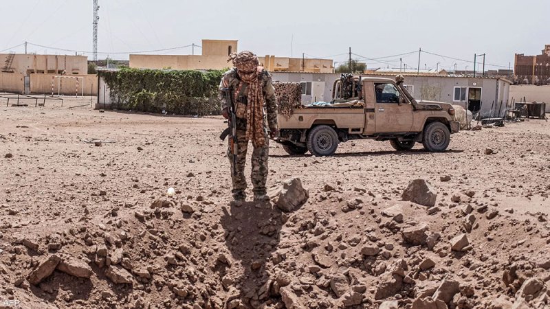 المسلحون في مالي يضيقون الخناق على المجلس العسكري الحاكم