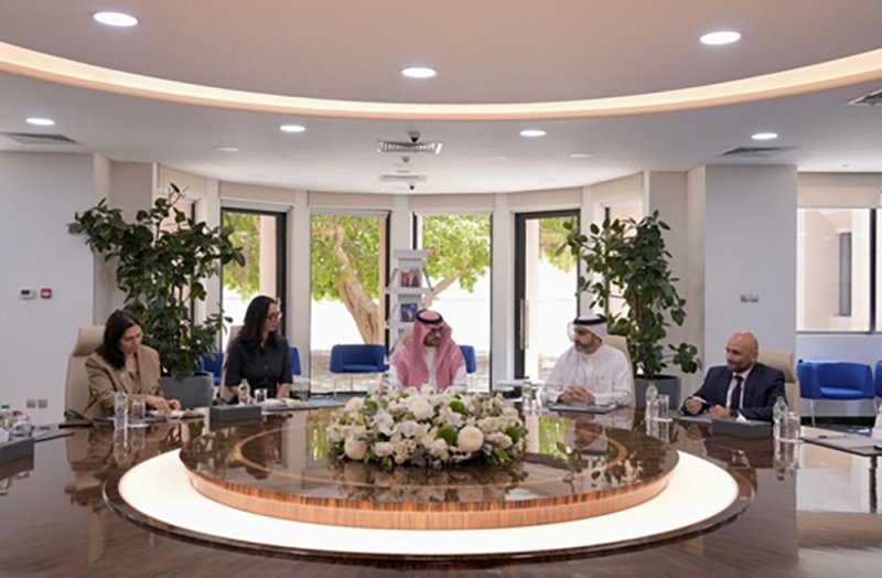 مركز "دراسات" يعقد اجتماعًا لمتابعة إعداد تقرير التنمية البشرية 2027