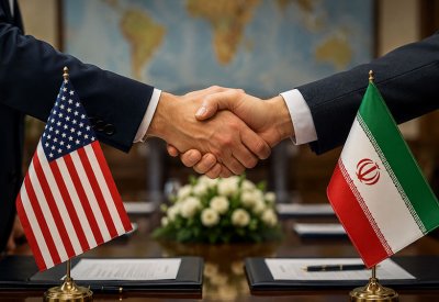 فائض النفط يضعف أوراق إيران التفاوضية مع واشنطن.. تقرير يكشف