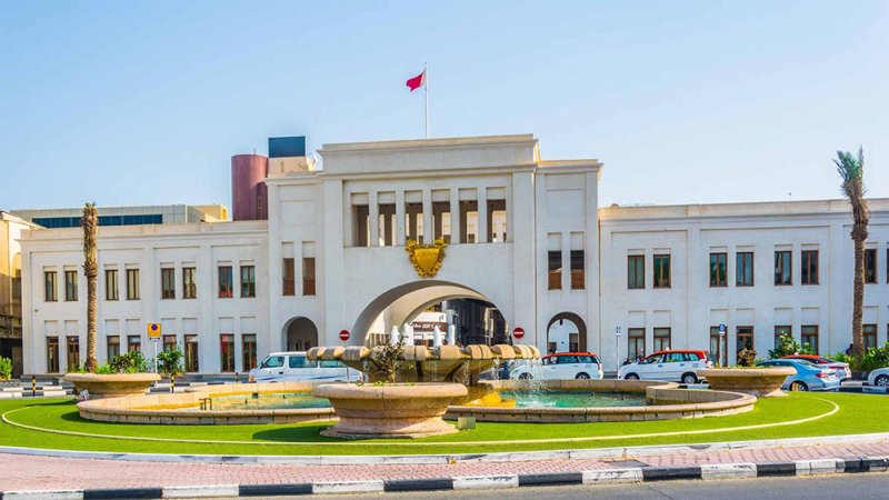 طقس حار نهارًا ومعتدل ليلًا في مملكة البحرين