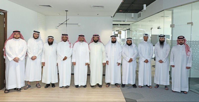 مدير عام الإدارة العامة بمجلس شؤون الأوقاف الإسلامية يستقبل طلبة كلية الشيخ عبدالله بن خالد للدراسات الإسلامية المشاركين في برنامج التدريب العملي لإعدادهم وتأهيلهم لمسيرتهم العملية والدعوية