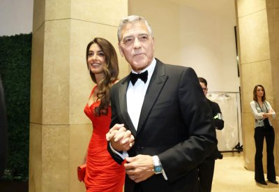 "الأسد الذهبي" يتوج التاريخ السينمائي والالتزام الإنساني لجورج كلوني