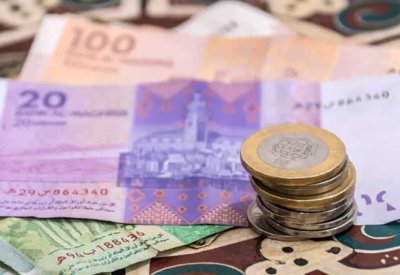 الدرهم المغربي يرتفع أمام الدولار ويتراجع مقابل اليورو