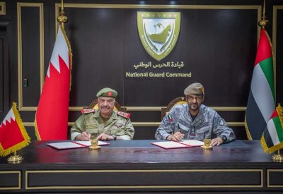 مدير أركان الحرس الوطني يوقع مذكرة تفاهم مع قائد الحرس الوطني الإماراتي لتعزيز التعاون في التدريب العسكري
