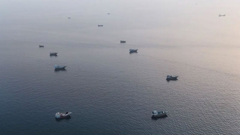 إيران: استهداف ناقلة غاز في مضيق هرمز بعد تجاهل التحذيرات