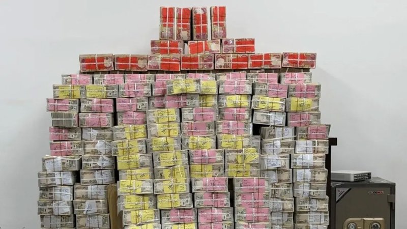 شبكة الجميلي.. عمولات المصافي العراقية بين الذهب والعقارات