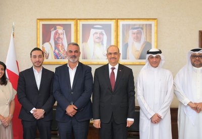 وزير العمل ووزير الشؤون القانونية يستقبل المدير الإقليمي لمجموعة الفطيم