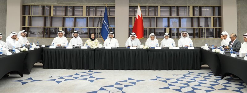 اللجنة الاقتصادية المشتركة بين وزارة الصناعة والتجارة وغرفة تجارة وصناعة البحرين تعقد اجتماعها الحادي والخمسين