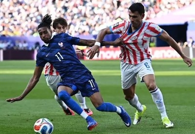 20 نجماً مهدداً بالإيقاف في نصف نهائي كأس العالم