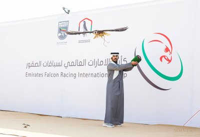 البحرين تستضيف كأس الإمارات العالمي للصقور