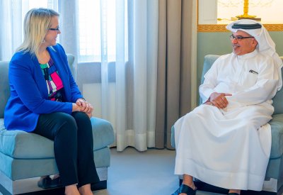 سمو ولي العهد رئيس الوزراء يبحث الاعتداءات الإيرانية الآثمة مع السفيرة الأميركية