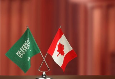 السعودية وكندا توقعان 13 اتفاقية ومذكرة تفاهم بمليار دولار