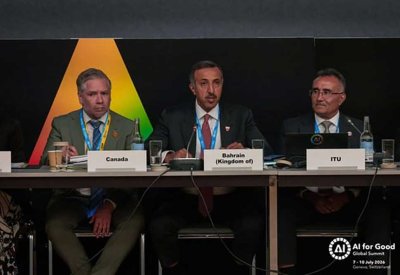 وزير "المواصلات" يشارك في أعمال منتدى القمة العالمية لمجتمع المعلومات وقمة الذكاء الاصطناعي من أجل الخير بمدينة جنيف