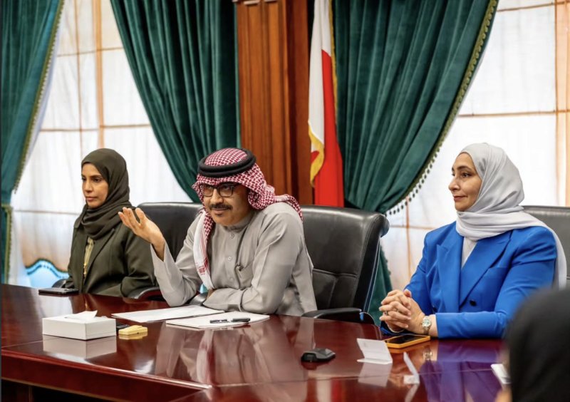 استمع إلى آرائهم وتطلعاتهم وناقش معهم رغباتهم الدراسية.. وزير التربية والتعليم يستقبل 136 طالبًا وطالبة من الحاصلين على المعدلات الأعلى من المدارس الخاصة