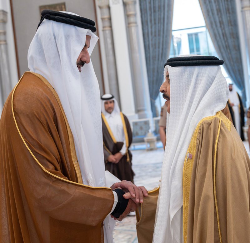 الملك المعظم يقدم التعازي والمواساة إلى سمو أمير دولة قطر بوفاة صاحب السمو الأمير الوالد الشيخ حمد بن خليفة آل ثاني رحمه الله