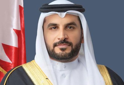 سفير مملكة البحرين لدى دولة قطر يعرب عن صادق التعازي في وفاة صاحب السمو الأمير الوالد الشيخ حمد بن خليفة آل ثاني