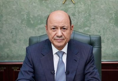 العليمي: لن تعود أي طائرة إيرانية إلى الأراضي اليمنية من اليوم