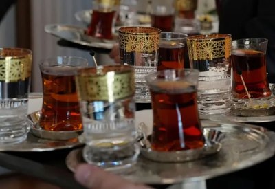 احذر.. كوب الشاي قد ينطوي على مخاطر صحية خفية