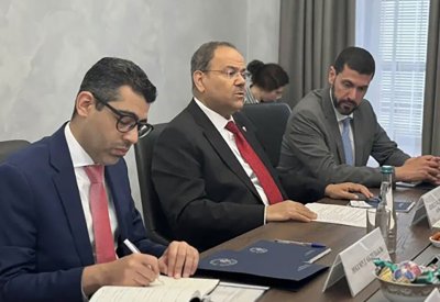 سفير مملكة البحرين لدى روسيا الاتحادية يجتمع مع رئيس الوكالة الفيدرالية الروسية لشؤون رابطة الدول المستقلة والمواطنين المقيمين في الخارج والتعاون الإنساني الدولي