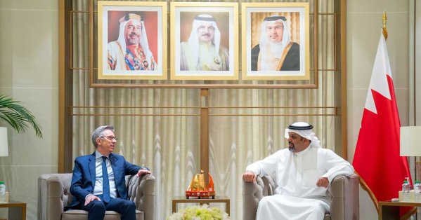 وزير المالية والاقتصاد الوطني يستقبل سفير الجمهورية الفرنسيّة لدى مملكة البحرين