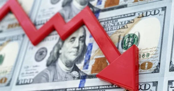 الدولار يتجه لخسارة أسبوعية مع انحسار توقعات رفع الفائدة الأميركية