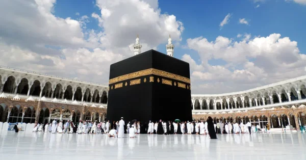 العناية بشؤون المسجد الحرام والمسجد النبوي تتيح خدمة متابعة كثافة المطاف والمسعى لحظيًا