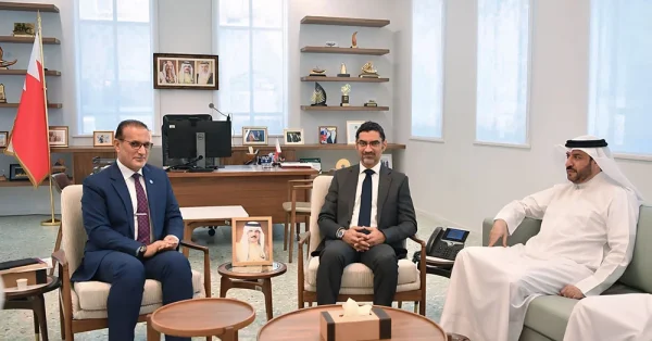 وزير شؤون البلديات والزراعة يستقبل الأمين التنفيذي لهيئة مكافحة الجراد الصحراوي في المنطقة الوسطى