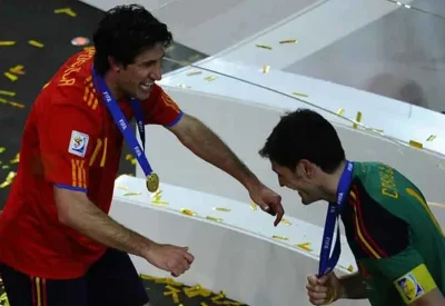 "أرجوك".. بطل مونديال 2010 يستنجد بترامب لرفع منعه دخول أميركا وحضور النهائي