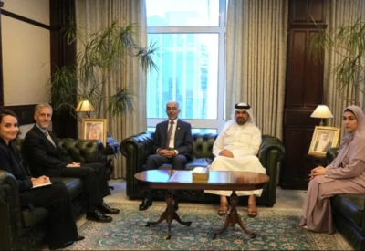 وزير الأشغال يستقبل سفير المملكة المتحدة لدى مملكة البحرين