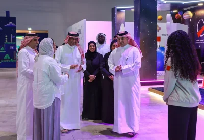 الرئيس التنفيذي لوكالة البحرين للفضاء يشيد بمدينة شباب 2030 كنموذج وطني رائد في تمكين الشباب
