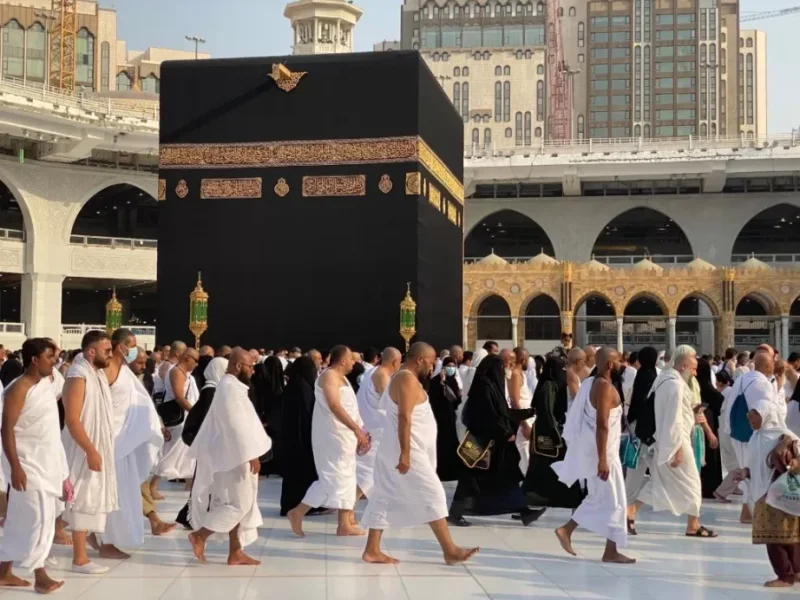 وزارة الحج والعمرة : تأشيرة عمرة متعددة الدخول بصلاحية عام وإقامة تصل إلى 90 يوما
