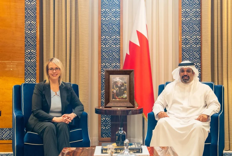 وزير المالية والاقتصاد الوطني يستقبل سفيرة الولايات المتحدة الأمريكية لدى مملكة البحرين
