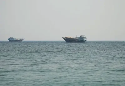 بيانات كبلر: 3 سفن شحن فقط عبرت مضيق هرمز يوم أمس