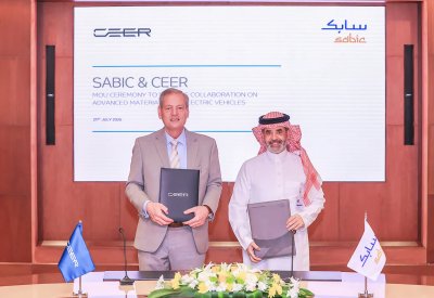 سابك وسير توقعان مذكرة تفاهم لاستكشاف فرص التعاون في صناعة السيارات الكهربائية