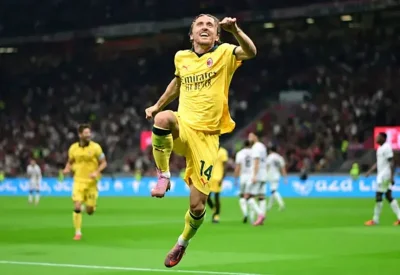 مودريتش يتفق على تجديد عقده مع ميلان