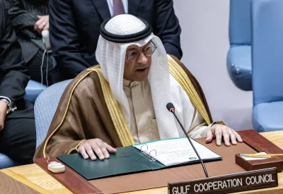 جاسم البديوي: اعتداءات إيران وتهديدات الحوثي أعمال تستوجب المحاسبة الفورية وموقف دولي حازم