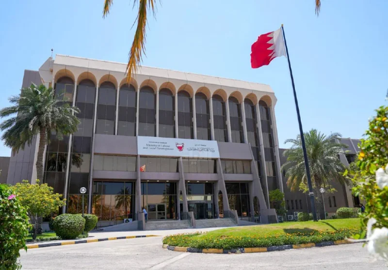 الشامي وبوحسين يودعان مناصبهما بوزارة العمل