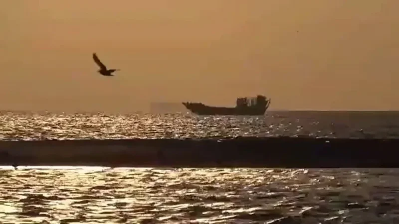 عودة سفينة التجسس الإيرانية "سافيز" إلى البحر الأحمر