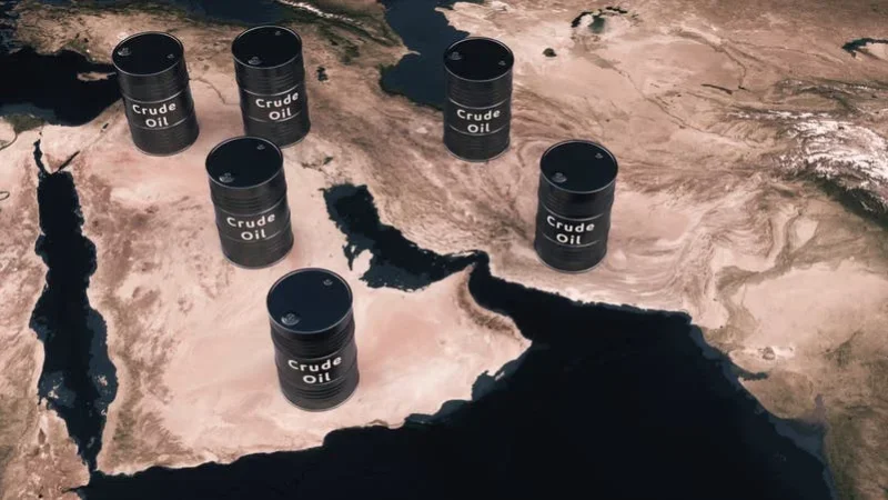 "توتال": فتح مضيق هرمز وإغلاقه المتقطع قد يصبح الوضع الطبيعي