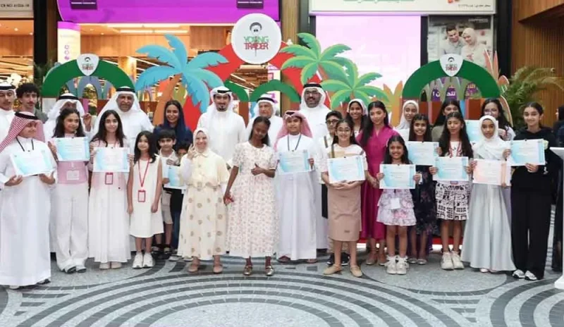 محافظ العاصمة يفتتح معرض «التاجر الصغير» ويؤكد أهمية تنمية الفكر الريادي لدى النشء