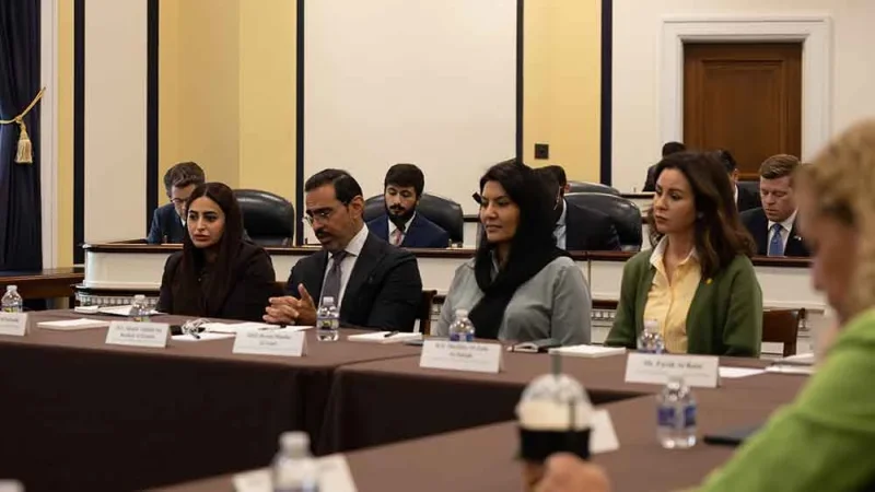سفراء دول مجلس التعاون يبحثون مع قيادات ديمقراطية في مجلس النواب الأميركي مستجدات المنطقة