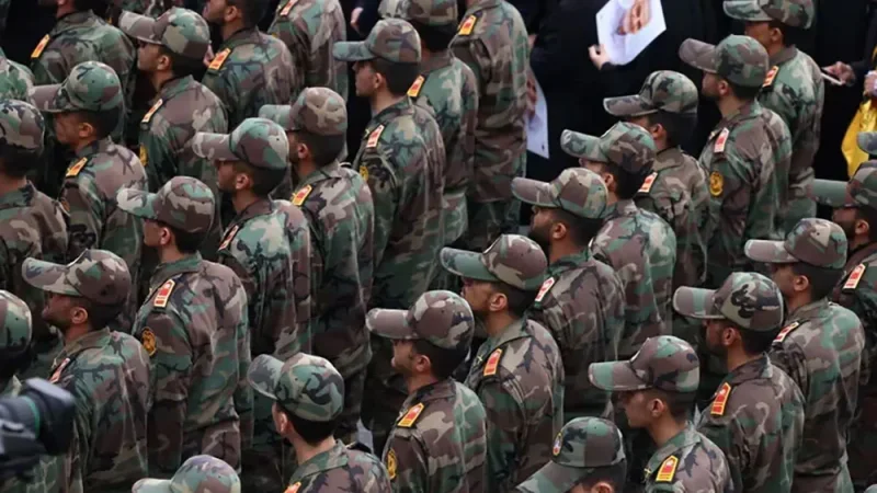 بضربات أميركية.. إصابة مقر قيادة لبحرية الحرس الثوري الإيراني