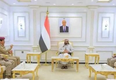 العرادة يشدد على رفع الجاهزية القتالية ويؤكد: الحوثي لا يؤمن إلا بخيار الحرب