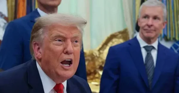 كواليس اجتماع بالبيت الأبيض.. "ترامب ينفجر غضباً من تعثر مسار إيران"
